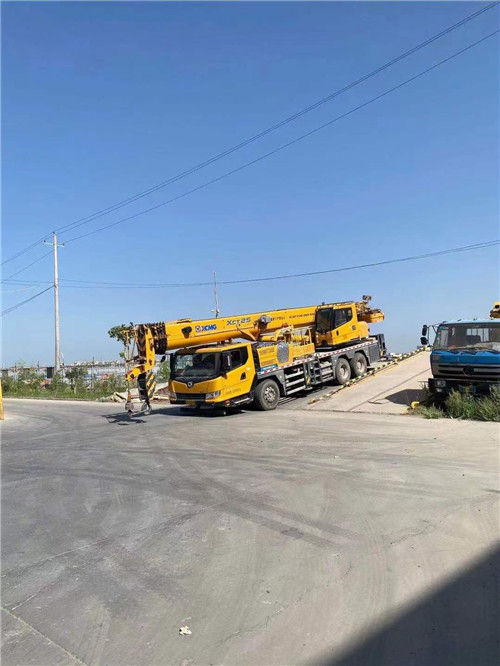 松北区吊车作业时，可能会产生哪些额外收费项目？